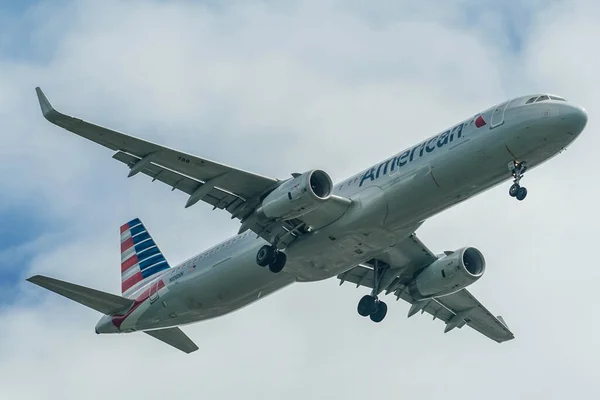 New York August 2021 American Airlines Airbus 321 Landt Jfk — Stockfoto