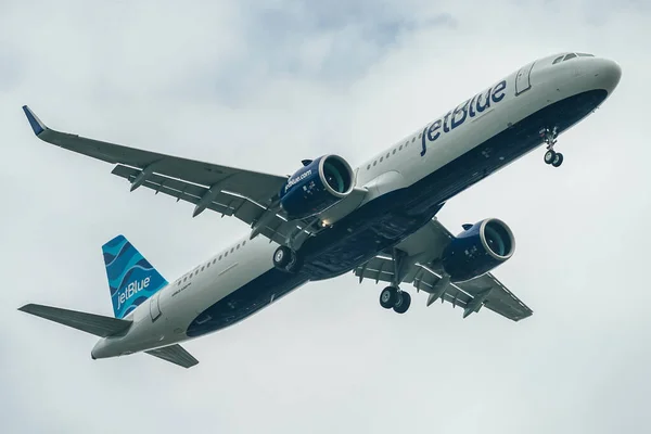 New York August 2021 Jetblue Latest Airbus A321Neo Descending Landing — Stock Photo, Image