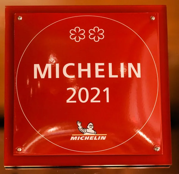 Nueva York Agosto 2021 Placa Guía Michelin Dos Estrellas Restaurante — Foto de Stock