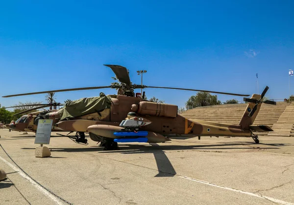 Hatzerim Israel Maj 2017 Śmigłowiec Bojowy Boeing Apache Wystawie Muzeum — Zdjęcie stockowe