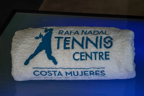 Isla Mujeres Mexico 2021年9月19日 在墨西哥科斯塔妇女拉法纳达尔网球中心的Rafa Nadal商店的纪念品毛巾 位于Grand Palladium Costa Mujeres — 图库照片