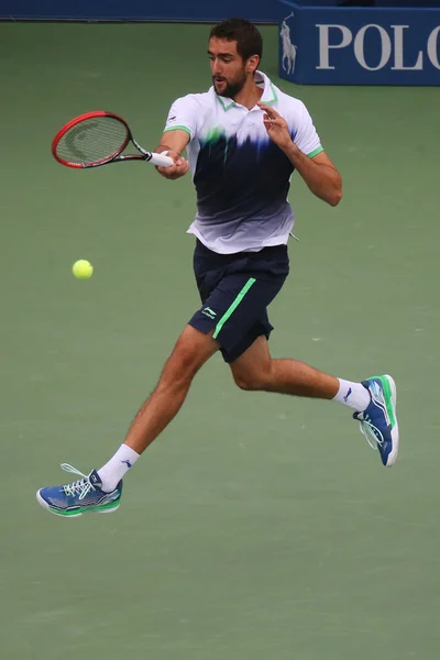 Campeã do US Open 2014 Marin Cilic durante a partida final contra Kei Nishikori no Billie Jean King National Tennis Center — Fotografia de Stock