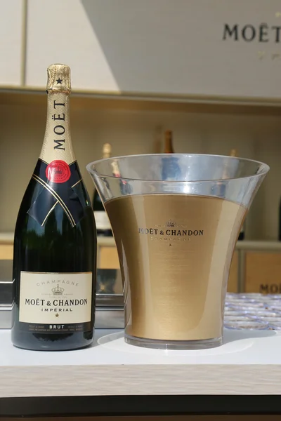 Moet and Chandon champagne presented at the National Tennis Center during US Open 2014 — Stock Photo, Image