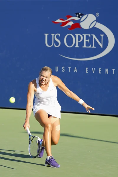 Jogadora profissional de tênis Kaia Kanepi da Estônia durante a segunda rodada no US Open 2014 — Fotografia de Stock