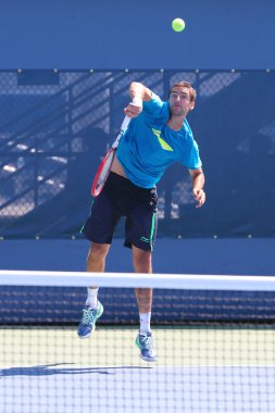 Profesyonel tenis oyuncusu Marin Cilic bize açık 2014 için uygulamalar