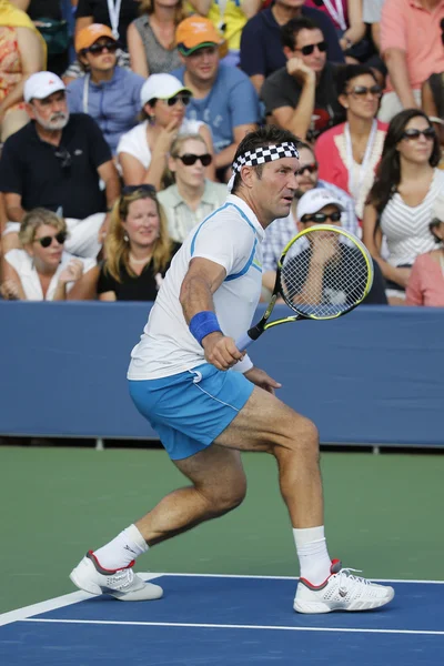 Campeón del Grand Slam Pat Cash durante el partido de exhibición de campeones del US Open 2014 — Foto de Stock