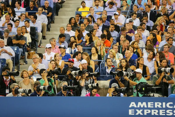 Профессиональные фотографы на US Open 2014 в Национальном теннисном центре Билли Джин Кинг — стоковое фото