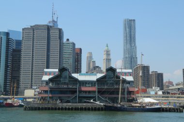 aşağı manhattan'ın Güney street seaport iskelede 17