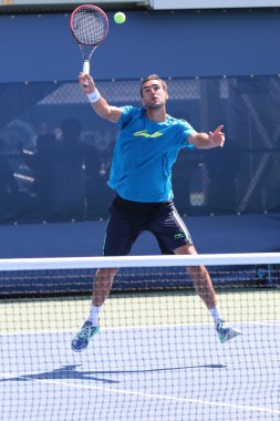 Profesyonel tenisçi Marin Ciliç Billie Jean King Ulusal Tenis Merkezi 'nde ABD Açık 2014 için pratik yapıyor