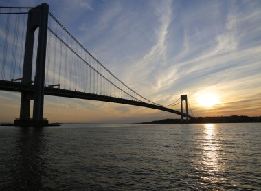 new York'ta Verrazano Köprüsü