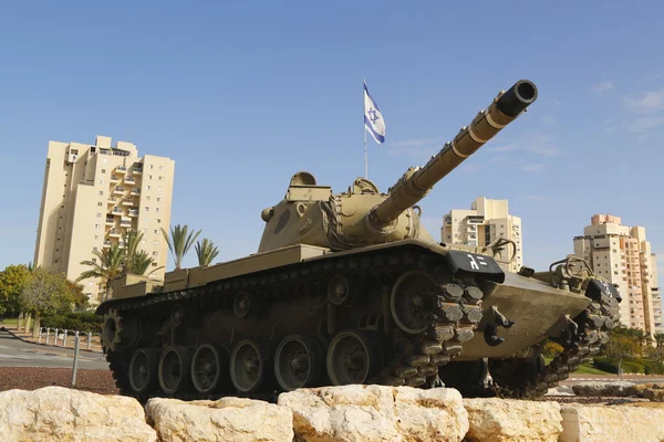 Israel Defense Forces Merkava tank in a memory of fallen officer from  Golani brigade in Beer Sheva — Stock Photo, Image