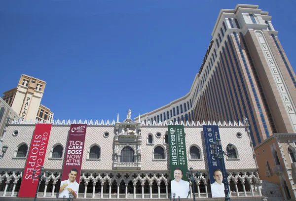 The Venetian Resort Hotel Casino facade — Stock Photo, Image