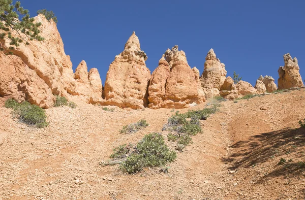 Formazioni rocciose nel Parco Nazionale del Bryce Canyon, Utah — Foto Stock