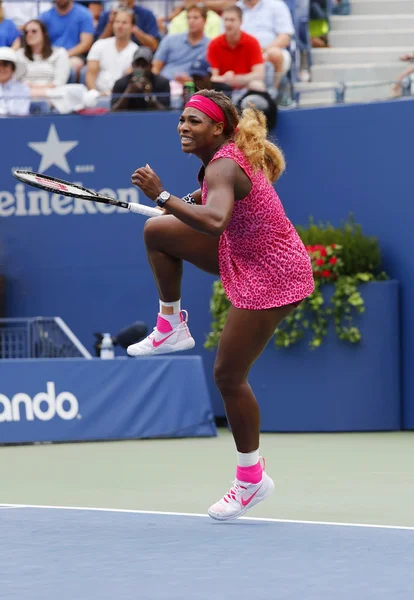 La campionessa del Grande Slam Serena Williams durante il quarto turno agli US Open 2014 — Foto Stock