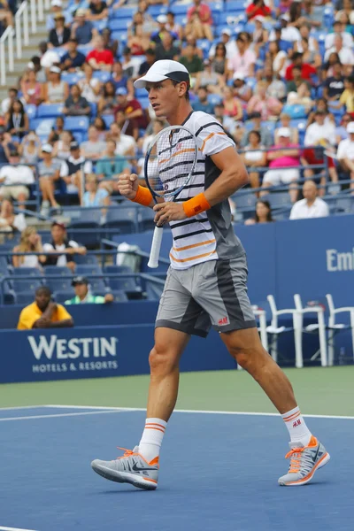 Jugador de tenis profesional Tomas Berdych de República Checa durante el US Open 2014 ronda 3 partido — Foto de Stock