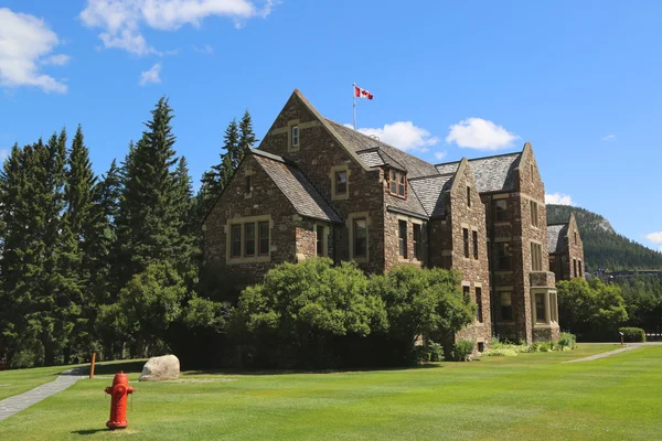 Verwaltungsgebäude von Parks in Kanada — Stockfoto