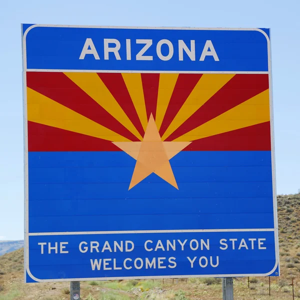 State of Arizona road sign at the state border — Stock Photo, Image