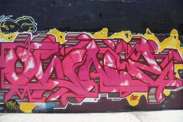 Graffiti art at East Williamsburg in Brooklyn — Stock Photo, Image