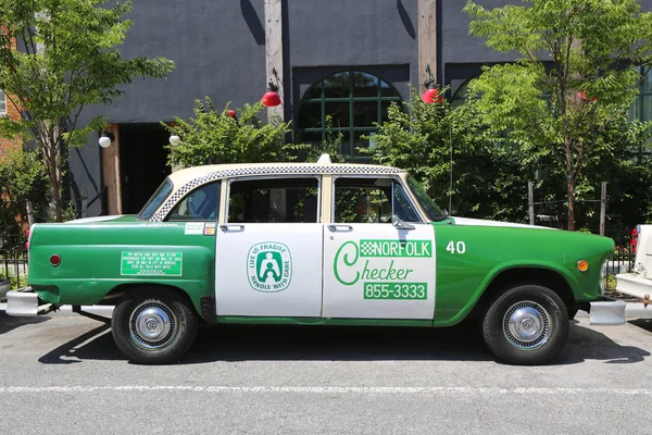 Checker marathon taxi bil tillverkad av checker motors corporation — Stockfoto