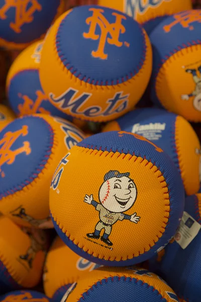 Mets souvenirs at the Citi Field — Stock Photo, Image