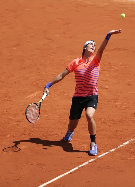 Giocatore professionista di tennis Thanasi Kokkinakis dell'Australia in azione durante la sua terza partita al Roland Garros 2015 — Foto Stock