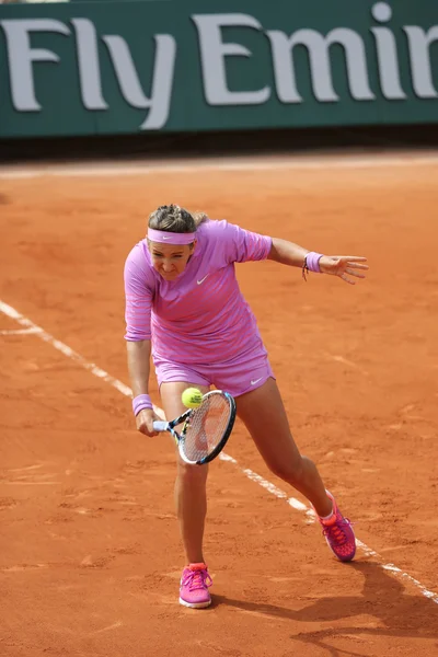 Duas vezes campeã do Grand Slam Victoria Azarenka da Bielorrússia em ação durante sua segunda partida no Roland Garros — Fotografia de Stock