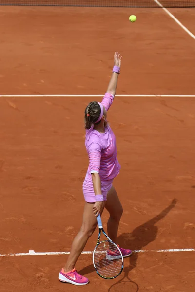 Deux fois championne du Grand Chelem Victoria Azarenka de Biélorussie en action lors de son match de deuxième tour à Roland Garros — Photo