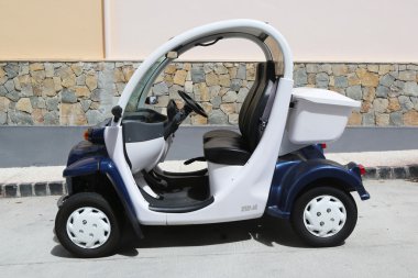 GEM E2 electrical car at  St Barths.