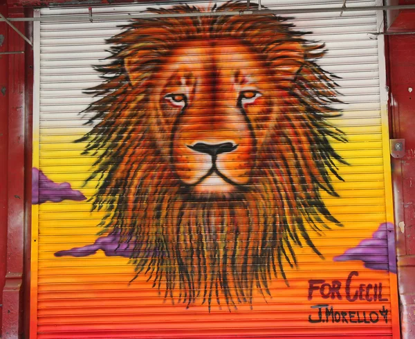 Для Сесила фреска со львом в Маленькой Италии на Манхэттене — стоковое фото