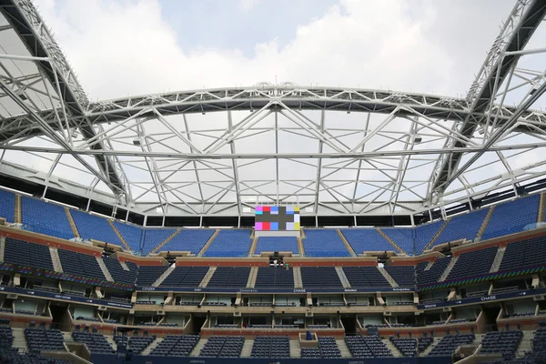 Yeni geliştirilmiş Arthur Ashe Stadı'nda Billie Jean King Ulusal Tenis Merkezi — Stok fotoğraf