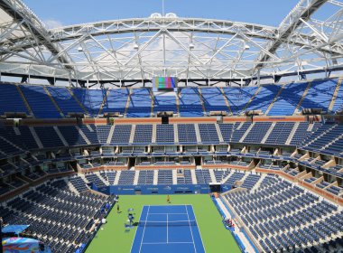 Yeni geliştirilmiş Arthur Ashe Stadı'nda Billie Jean King Ulusal Tenis Merkezi