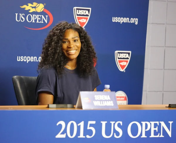 Ventuno volte campione del Grande Slam Serena Williams durante la conferenza stampa al Billie Jean King National Tennis Center — Foto Stock