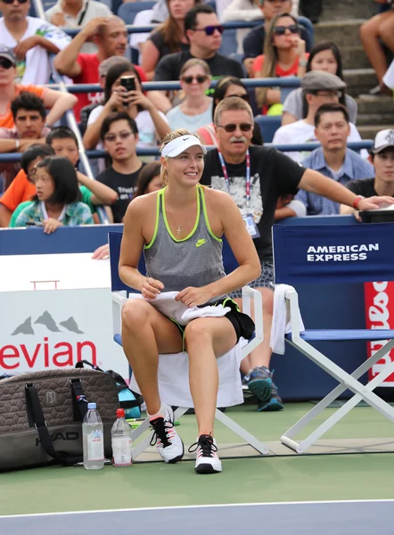 Five times Grand Slam Champion Maria Sharapova practices for US Open 2015 at National Tennis Center — Stock fotografie