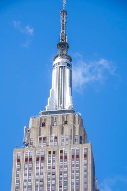 Empire State Binası kapanıyor. Empire State Binası 102 katlı bir binadır ve 40 yılı aşkın bir süredir dünyanın en yüksek binasıdır..