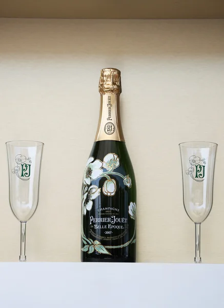 Ulusal Tenis Merkezi bize açık 2015 sırasında sunulan Perrier Jouet şampanya — Stok fotoğraf