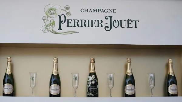 Perrier-Jouet champagne presenterades vid National Tennis Center under oss öppna 2015 — Stockfoto