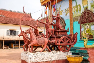 KRONG SIEM REAP, CAMBODIA - 7 Kasım 2019: Wat Po Banteay Chey, Siem Reap şehir merkezinin birkaç dakika güneyinde Tonle Sap 'a giden nehir yolu boyunca yer alan modern Budist manastırı ve pagoda