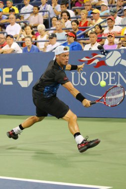 İki kez Grand Slam şampiyonu Lleyton Hewitt Avustralya eylem sırasında onun son bize açık maç