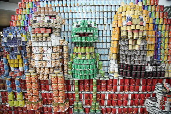 Food sculpture presented at 9th Annual Long Island Canstruction competition — Stok fotoğraf