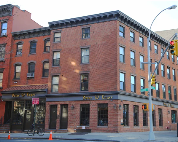 Michelin Star awarded Peter Luger Steak House located in the Williamsburg, Brooklyn — Stok fotoğraf