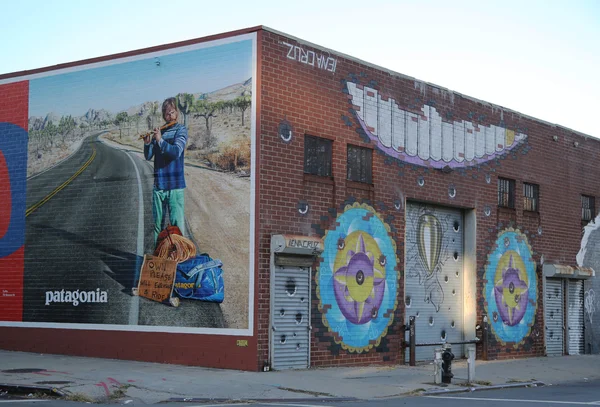 Arte mural em East Williamsburg em Brooklyn — Fotografia de Stock