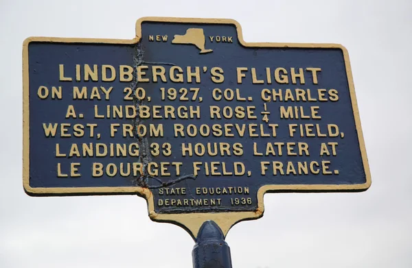 Charles Lindbergh's 1927 solo transatlantic flight memorial site — Stock Photo, Image