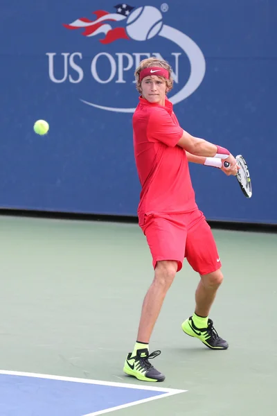 Junior tennis player Reilly Opelka of United States in action during match at US Open 2015 — 图库照片