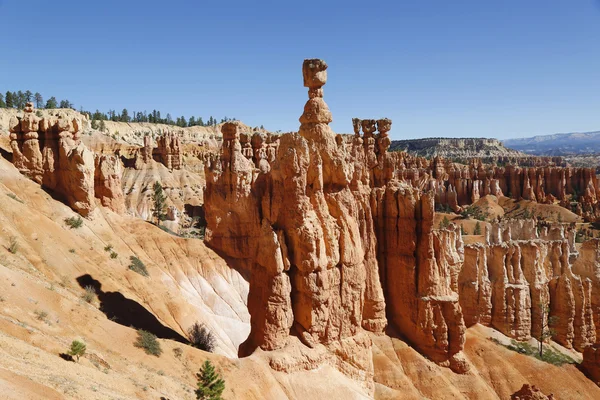 Skalní útvary v národního parku Bryce Canyon v Utahu — Stock fotografie