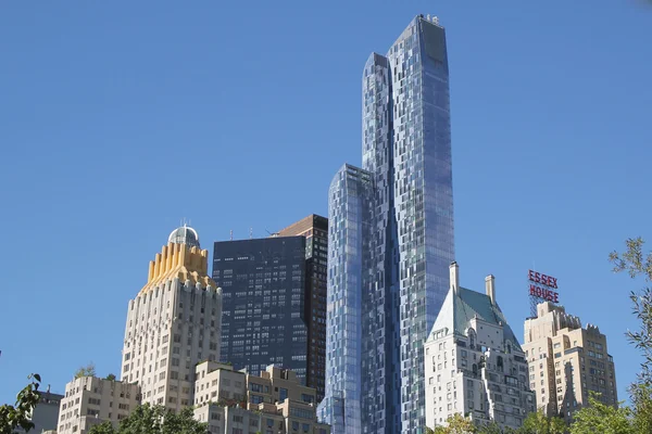 Modern and old building at Central Park South — Stock Photo, Image