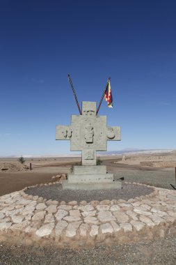 Anıt bayrak Valle de la Luna veya Moon Valley Aymara halkının ile