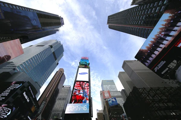 Moderní mrakodrapy na Times Square v Manhattanu — Stock fotografie