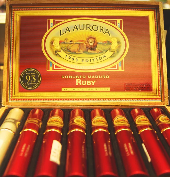 Boxes of Dominican cigars on display in Punta Cana — Stock Photo, Image