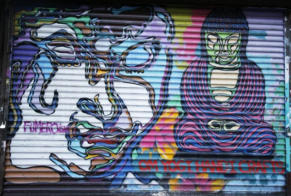 Proyecto de murales a 100 puertas en Lower East Side en Manhattan — Foto de Stock