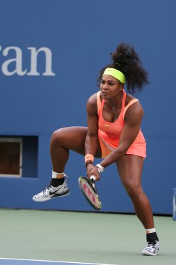 Yirmi bir kez Grand Slam şampiyonu Serena Williams bize açık 2015 dört maç yuvarlak onu sırasında eylem